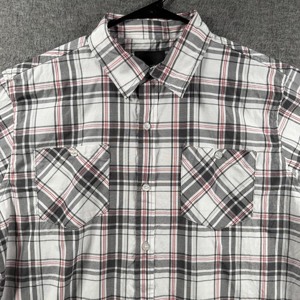 Akademiks Shirt Mens XL Gray Plaid Short Sleeve Button Up Casual Two Pocket
